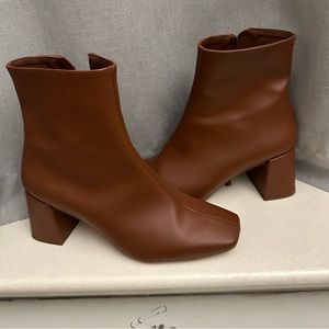 ALOHAS vegan leather boots